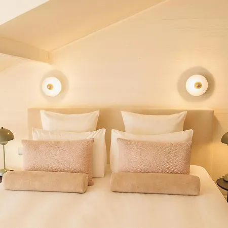 Centre 1850, 4 Elegantes - Fr-1-772-8 * Courchevel